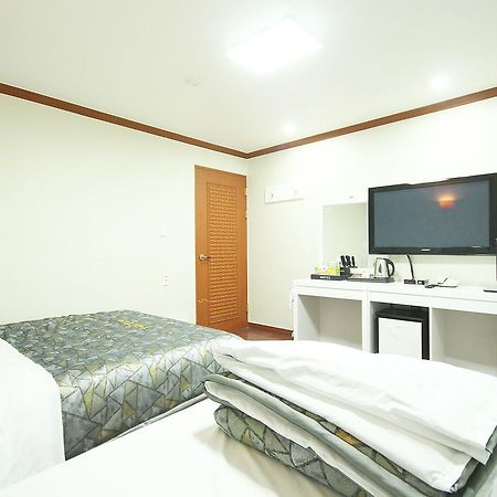 Picasso Motel Haeundae Busan Eksteriør billede