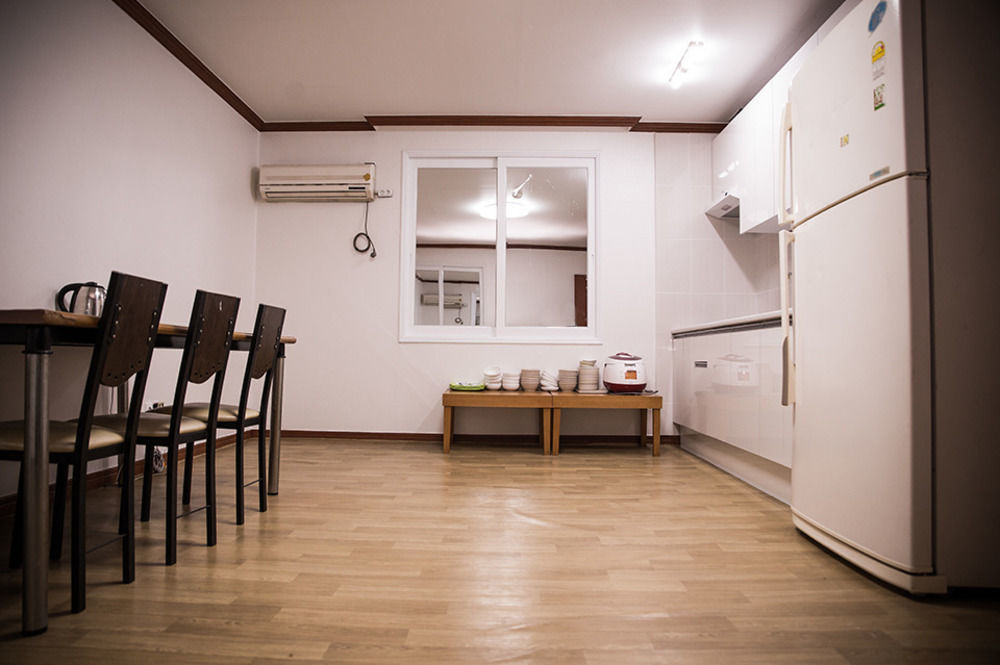 Picasso Motel Haeundae Busan Eksteriør billede
