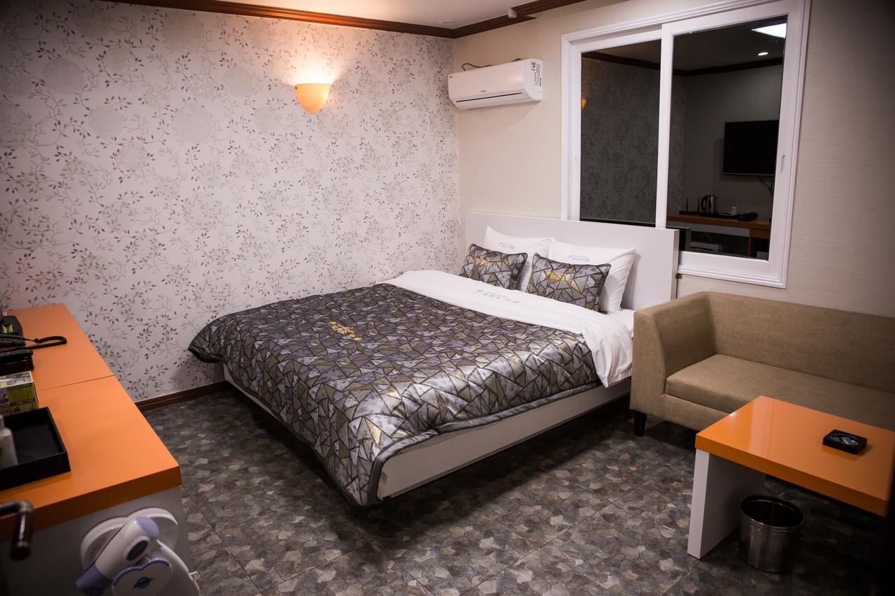 Picasso Motel Haeundae Busan Eksteriør billede